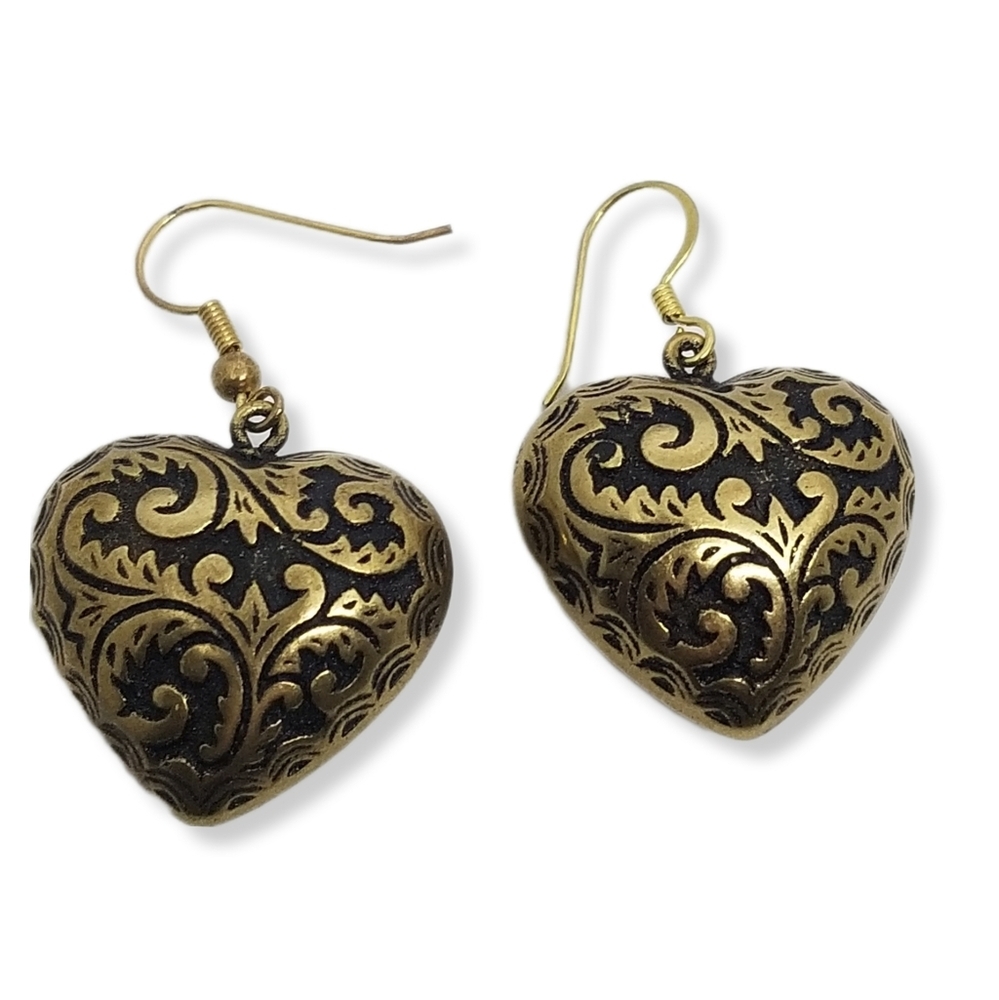 Vintage Gold and Black Heart Filigree Earrings